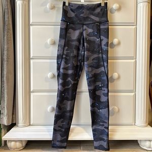 BlackMilk Galaxy Camo Leggings XS